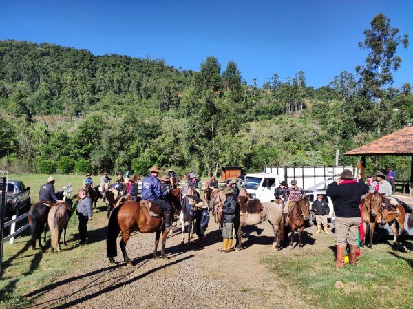 Cavalgada integra tradicionalistas neste fim de semana em Canudos do Vale