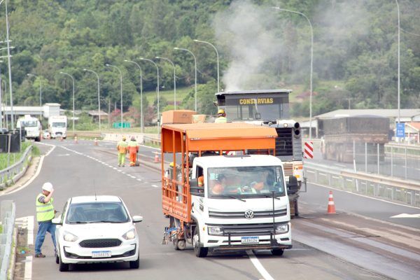 CCR repassa R$ 7 milhões para nove cidades do Vale