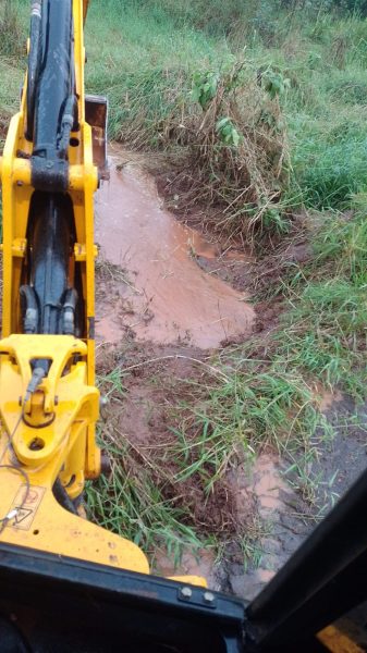 Chuvas causam estragos e transtornos em Fazenda Vilanova