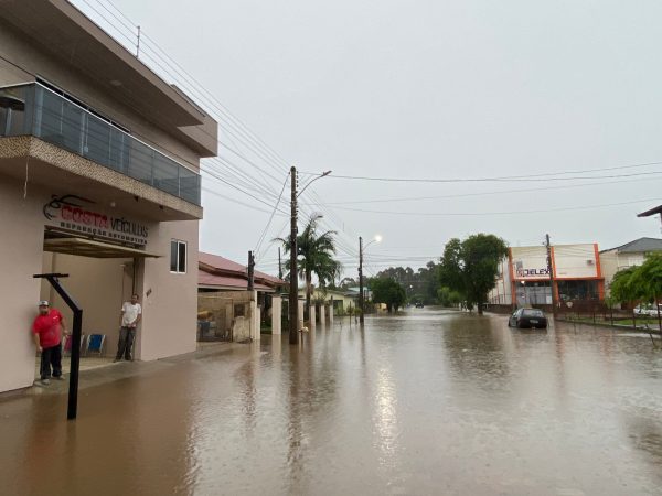 “Maior enchente urbana de Venâncio Aires dos últimos 20 anos”, diz prefeito