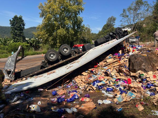 Segunda vítima de acidente em Muçum é encontrada durante transbordo de carga