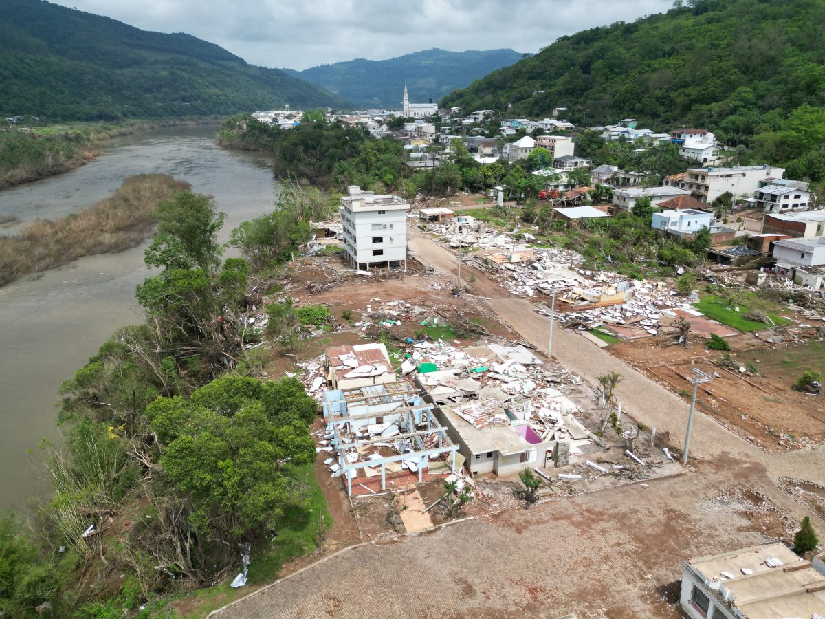 Atingidos pela enchente terão isenções e descontos no IPTU 2024