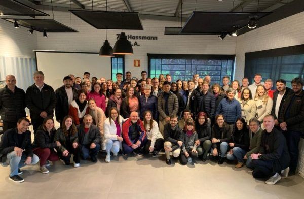 Univates e Hassmann SA formam turma de 23 jovens aprendizes