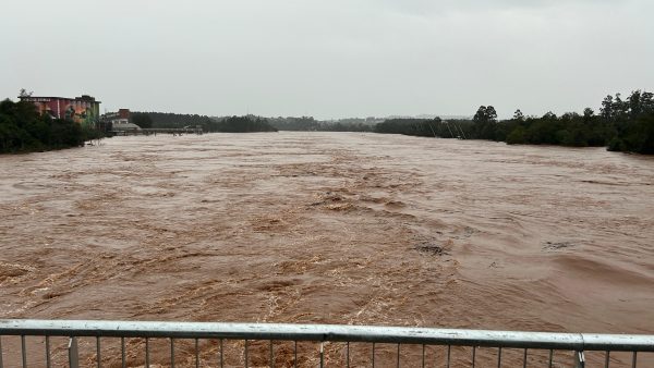 Rio Taquari deve superar em quatro metros enchente de setembro