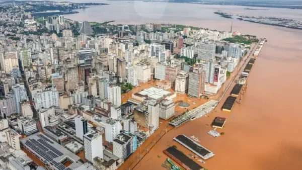 Prefeitura de Porto Alegre estuda criar cidade provisória para desabrigados