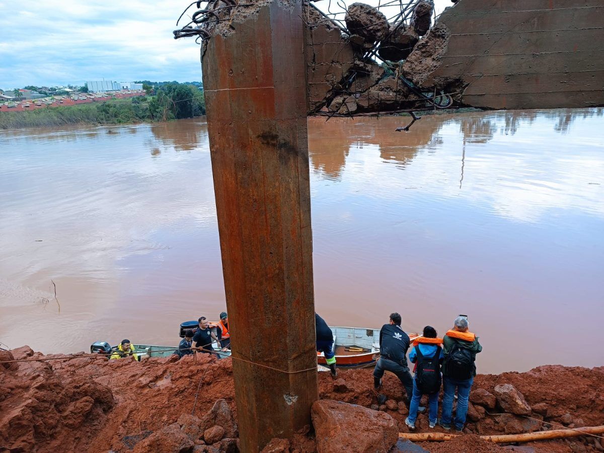 Passagem entre Lajeado e Arroio do Meio é feita através de barcos