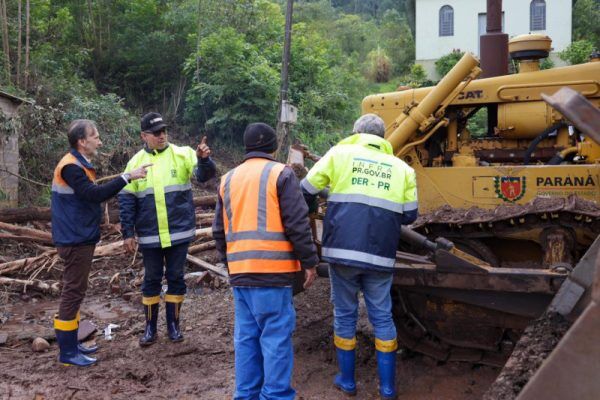 ERS-129 totalmente bloqueada neste domingo entre Roca Sales e Colinas