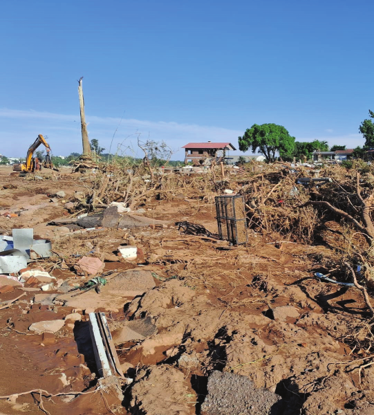 No Vale, há mais de 23 mil pessoas desalojadas e mais de 2 mil casas destruídas