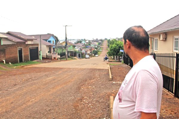 Moradores cobram soluções para ruas sem pavimentação