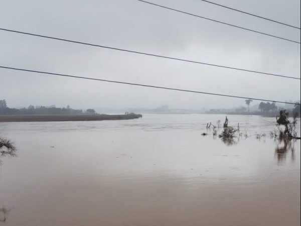 Rio Taquari começa a baixar em Santa Tereza