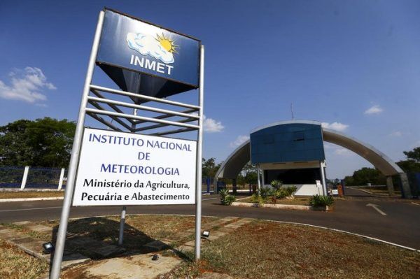 Funcionários do Inmet anunciam paralização