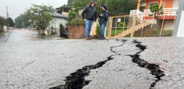 Com previsão de temporais, geólogo sugere nova evacuação