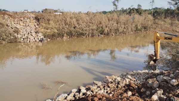 Avançam trabalhos para Exército instalar ponte provisória