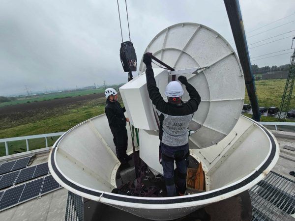 Radar meteorológico que será instalado no estado chega ao Brasil