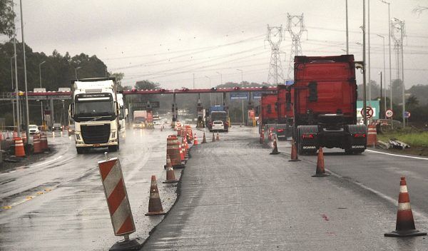 Obras na praça de pedágio de Montenegro devem ser concluídas até início de julho