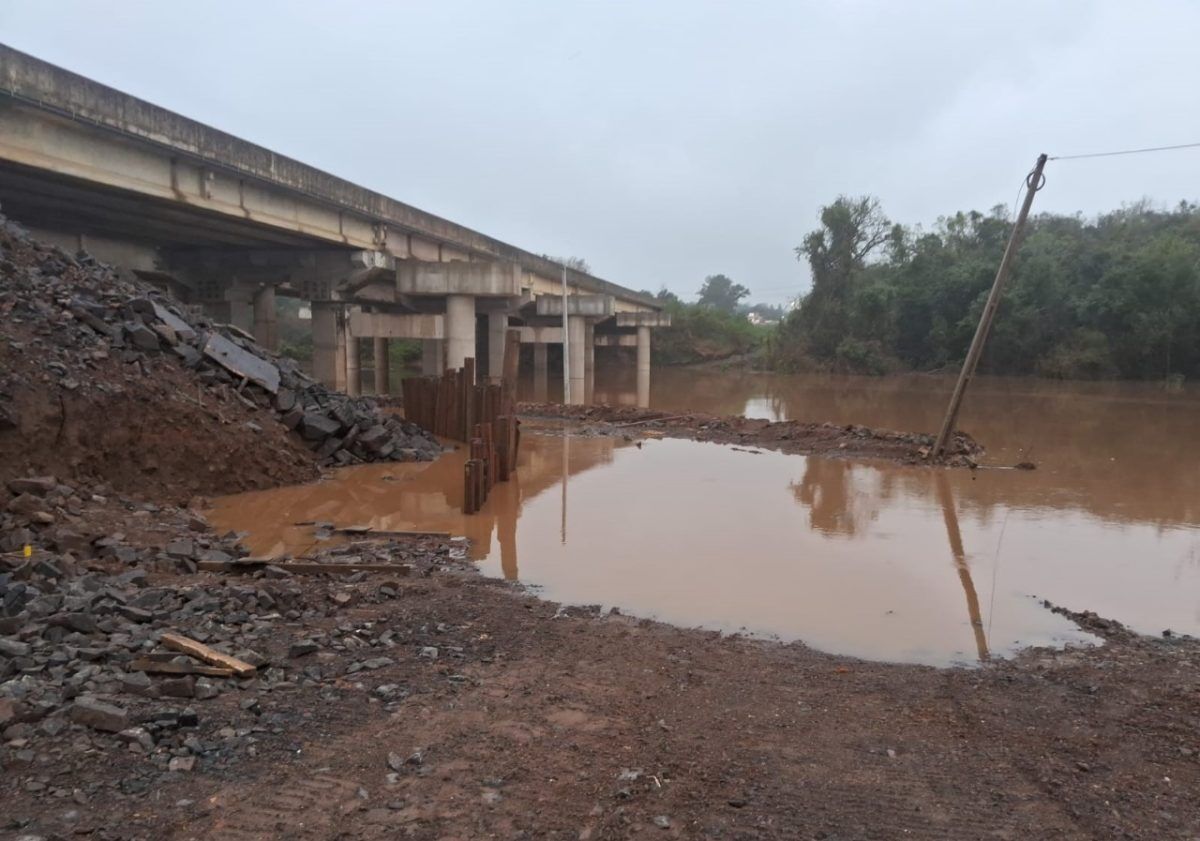 Cheia adia liberação de ponte sobre Arroio Boa Vista