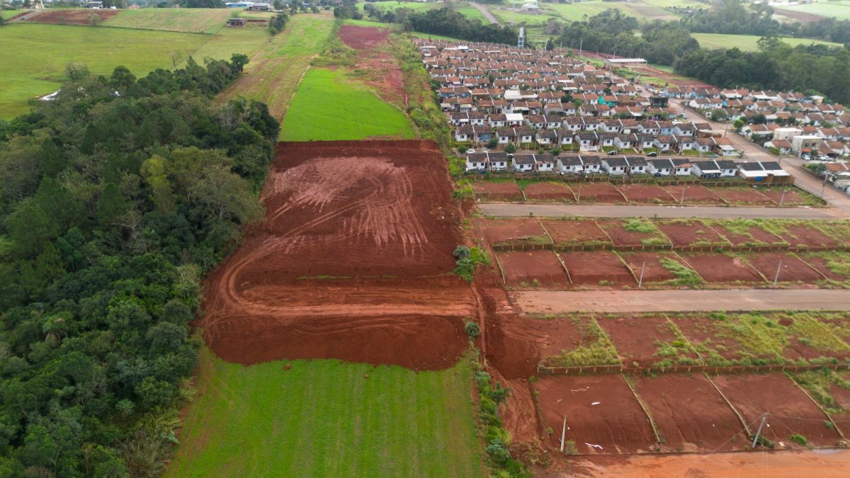 Estrela prepara terreno para primeiras residências