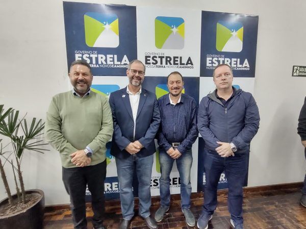 Júlio Salecker é empossado como vereador em Estrela