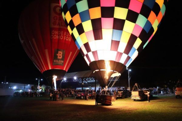 Festival de Balonismo confirma datas e show de Reação em Cadeia