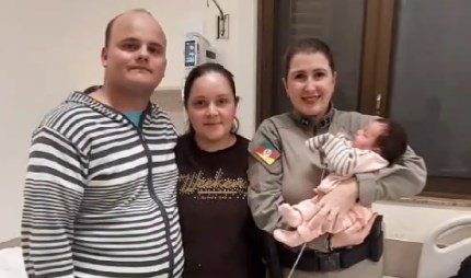 Policial salva bebê engasgada em Arroio do Meio