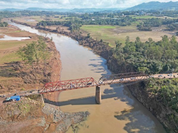 Projeto de nova ponte passa por ajuste e depende do aval da União