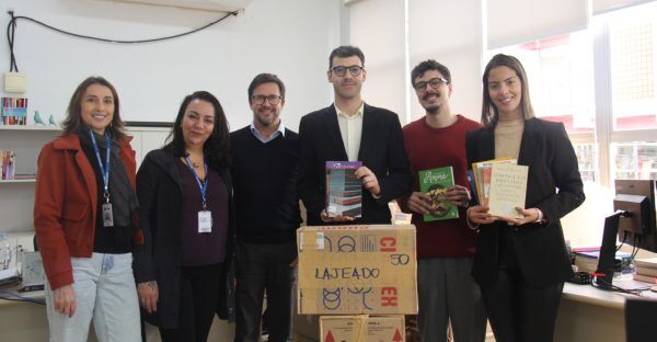 Biblioteca Pública Municipal recebe doação de 6 mil livros