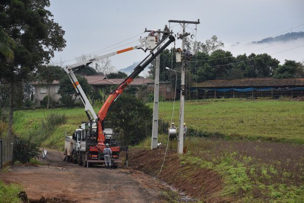 Cerca de 1,5 mil associados da Certel estão sem energia