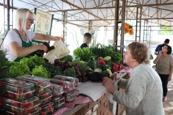 Feira Orgânica do São Cristóvão passa a funcionar às quartas