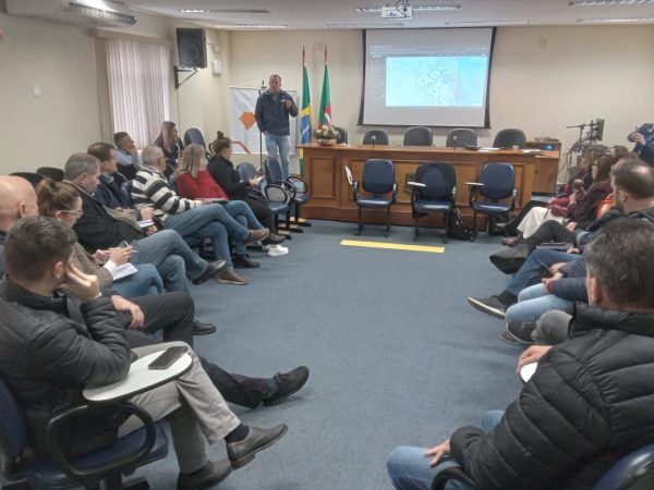 Comitê pós-enchentes prepara pedido para atualizar sistema local