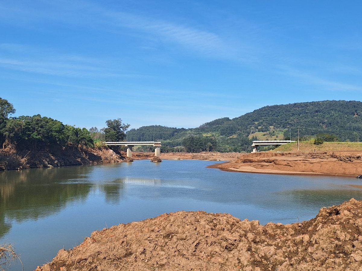 Galeto solidário em prol da construção de estiva