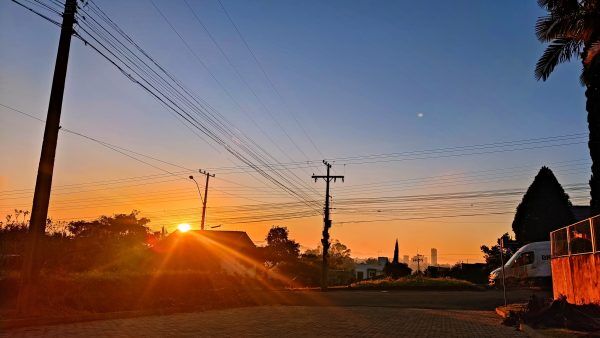 Veranico de julho: sol predomina e temperatura chega a 26ºC