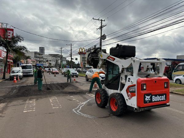 Obras alteram trânsito no bairro Americano