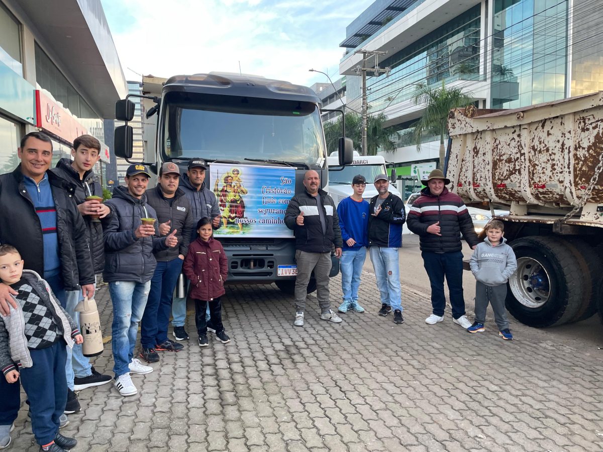 Caminhoneiros consideram a concretização de um sonho participar da Festa do Motorista