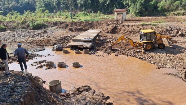 Canudos do Vale segue com obras de recuperação de estivas