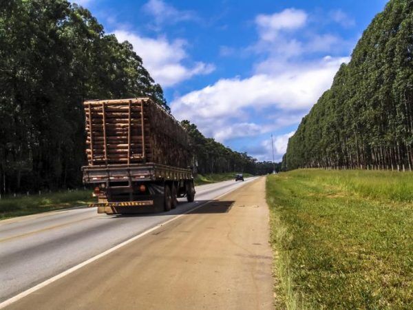 Materiais para construção de nova escola chegam em Cruzeiro do Sul