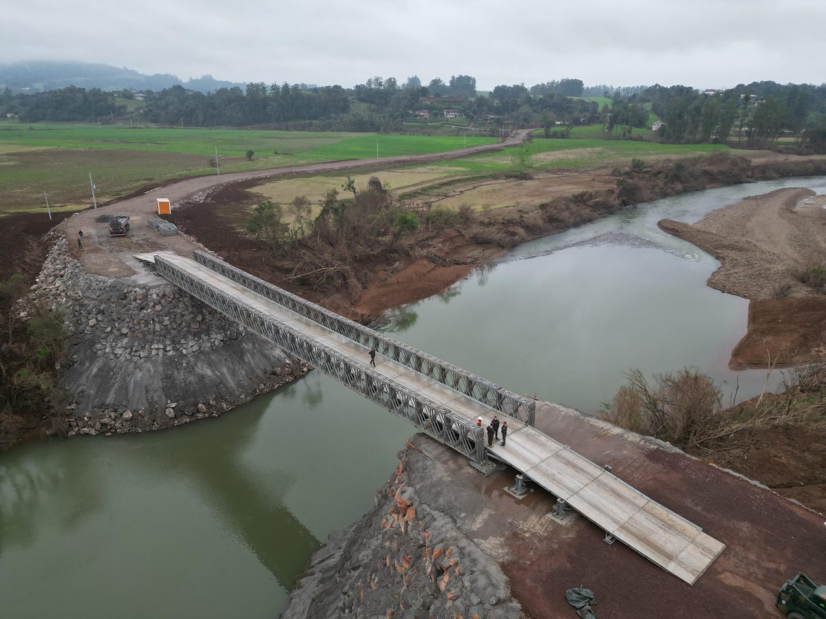 Exército conclui construção da ponte sobre o Rio Forqueta