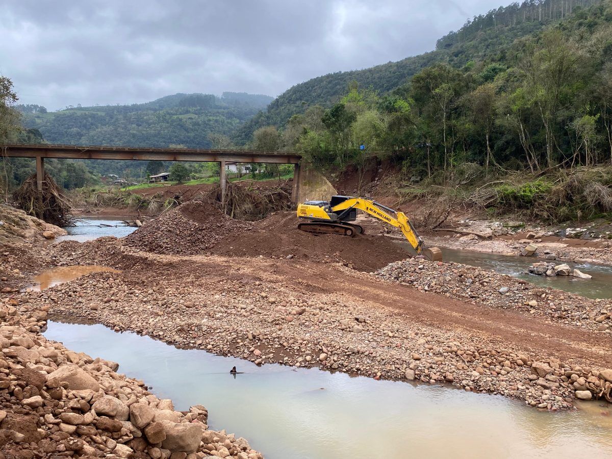 Estiva que liga Relvado e Encantado será concluída em menos de um mês