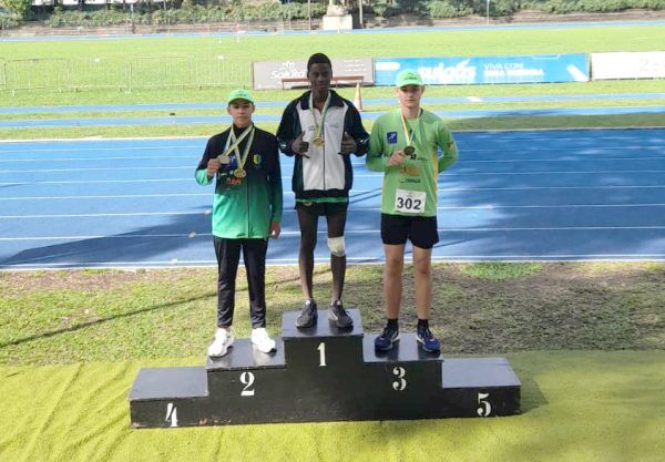 Jovens da Equipe de Atletismo Colégio Teutônia/Sicredi/Acerte são campeões estaduais