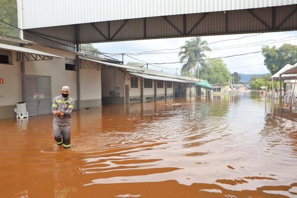 Empresários clamam por mais agilidade após catástrofes