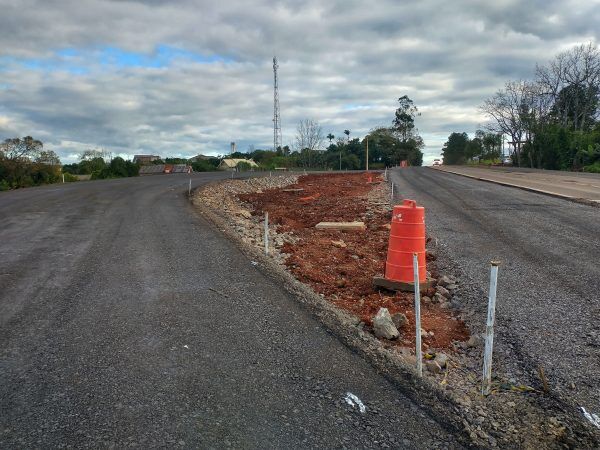 Obras alteram trânsito na ERS-453, em Cruzeiro do Sul