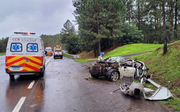 Acidente deixa quatro pessoas com ferimentos graves em Triunfo