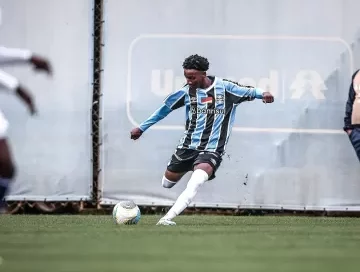 Grêmio confirma venda de Gabriel Mec ao Chelsea