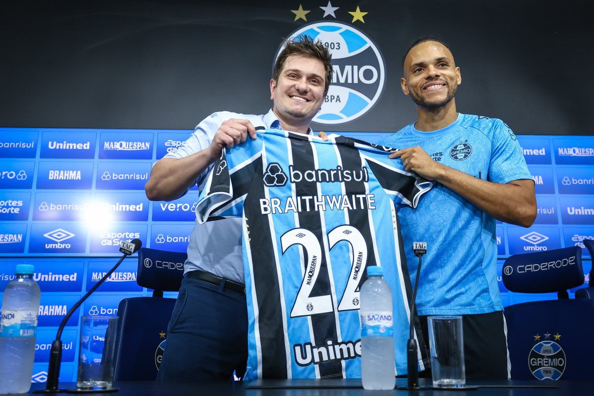 Grêmio apresenta oficialmente Martin Braithwaite