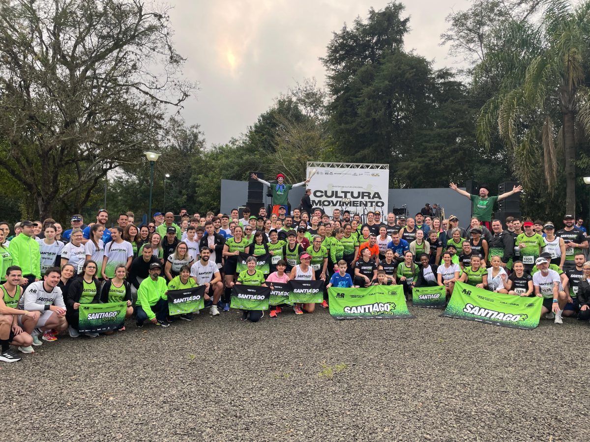 Equipe Santiago Running reúne 300 corredores no Circuito dos Vales