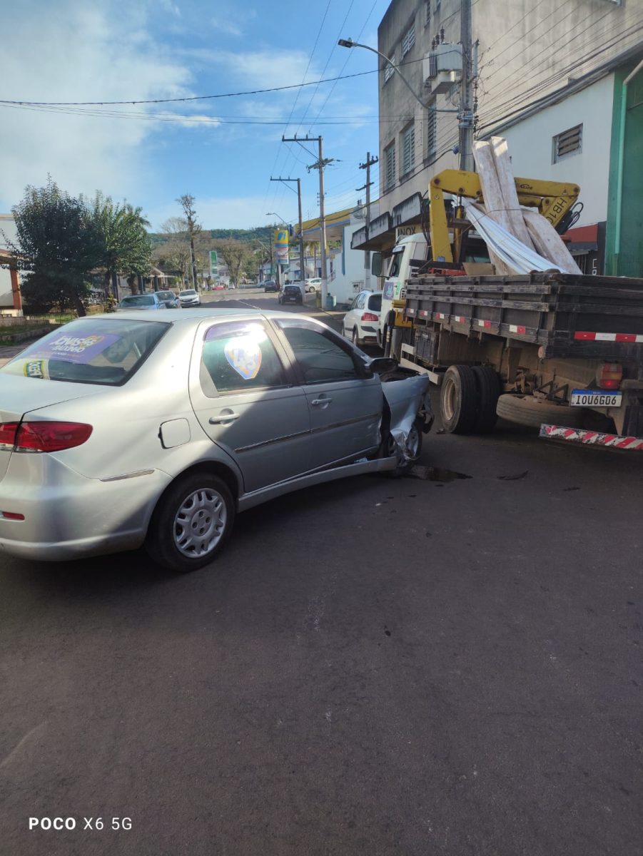 Acidente deixa idoso ferido no Centro de Encantado