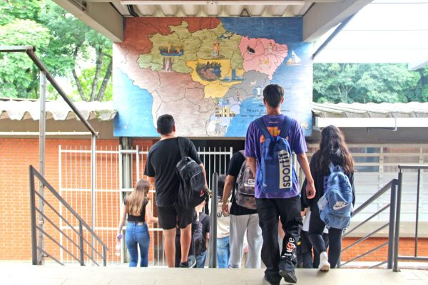 Governo abre seleção de diretores de escola