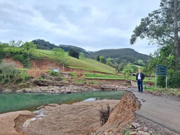 Assinado contrato para reconstruir ponte do Bauereck