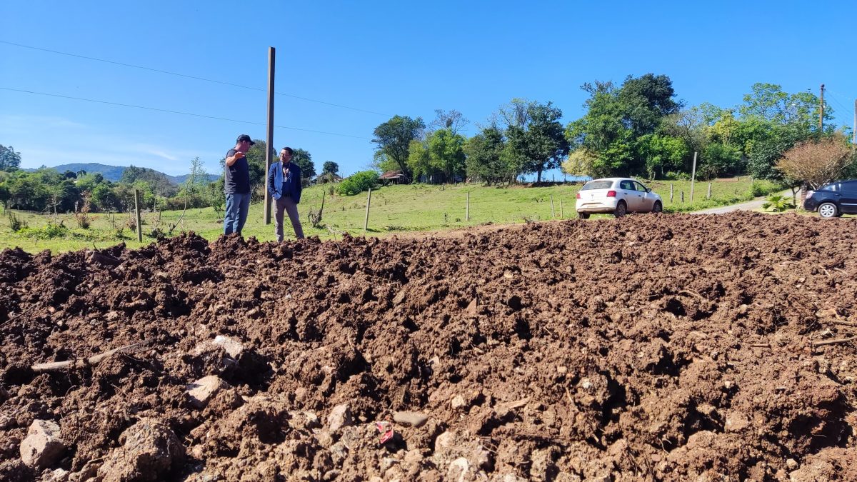 Estado analisa áreas para construção de moradias em Marques de Souza