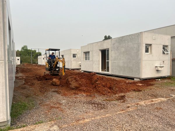 Governador entrega na sexta casas temporárias em Estrela