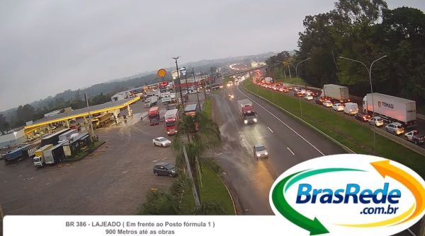 Câmeras transmitem ao vivo fluxo na ponte do Rio Taquari